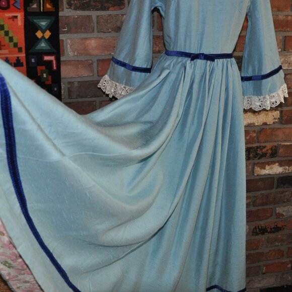 Vintage 60s Blue Raw Silk Handmade Grad Prom Maiden Costume Dress Gown XS W24" - Picture 5 of 10